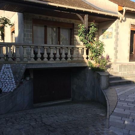 Appartement Independant Chez L'Habitant بوزو المظهر الخارجي الصورة